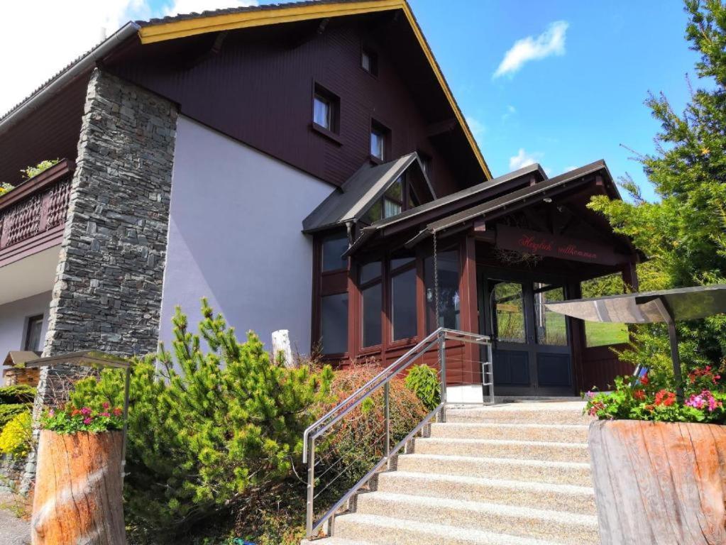Draxlerhaus Hotel Хоентауерн Екстериор снимка